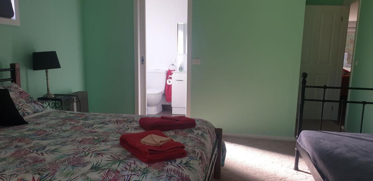 Bed and Breakfast Dixiglen Farm Dixons Creek Экстерьер фото